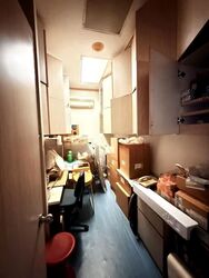 Uni Building (D15), Office #591805441